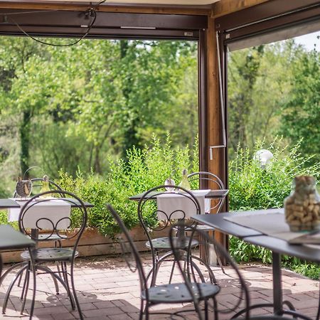 Agriturismo Di La Dall'Acqua 菲维扎诺 外观 照片