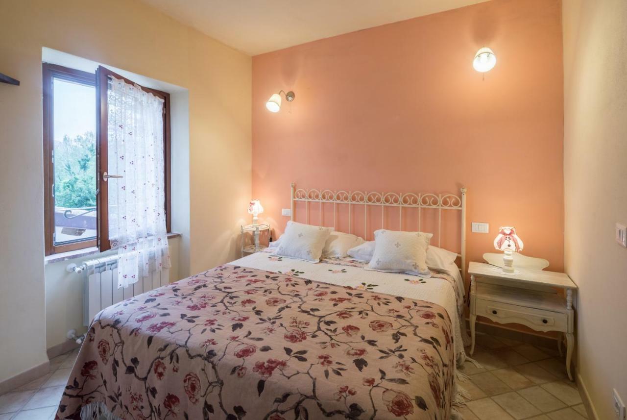 Agriturismo Di La Dall'Acqua 菲维扎诺 外观 照片